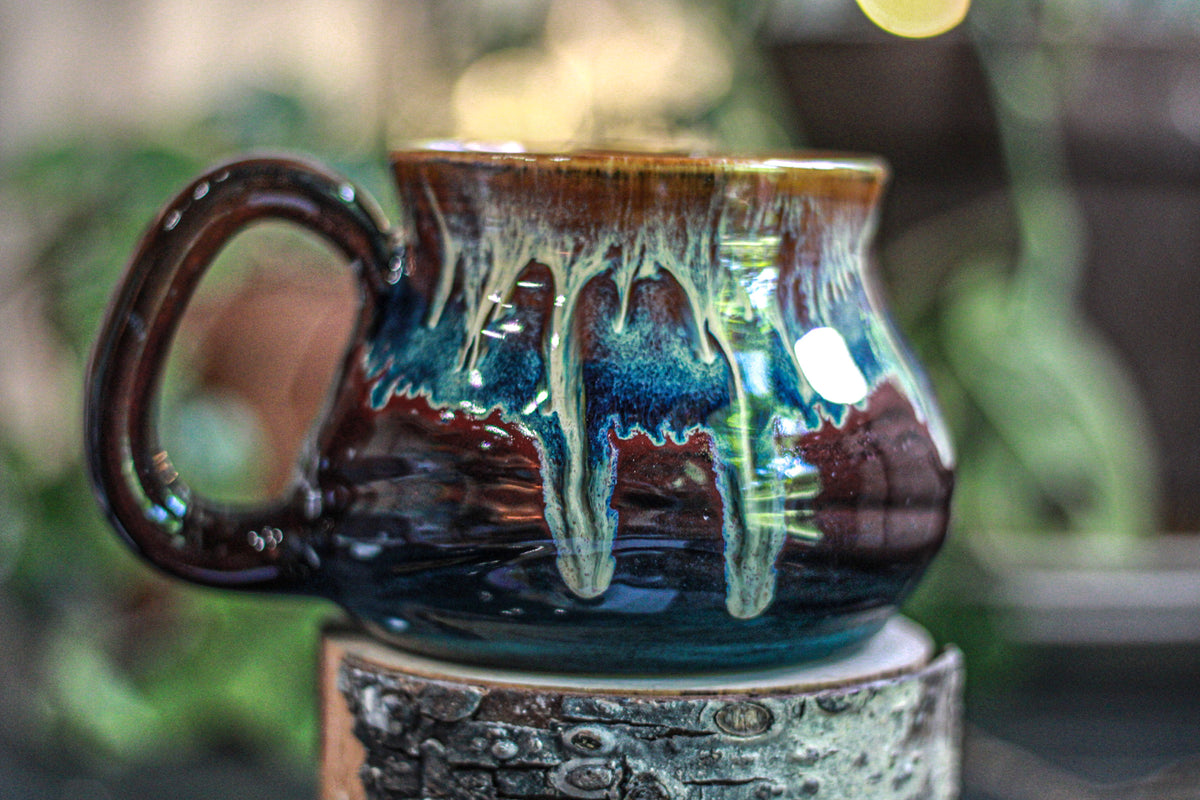 17-C Spectral New Wave Textured Squat Mug - TOP SHELF, 20 oz.