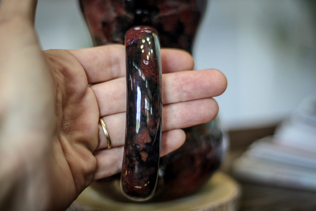 17-B Dragon's Blood Agate Gourd Mug, 17 oz.