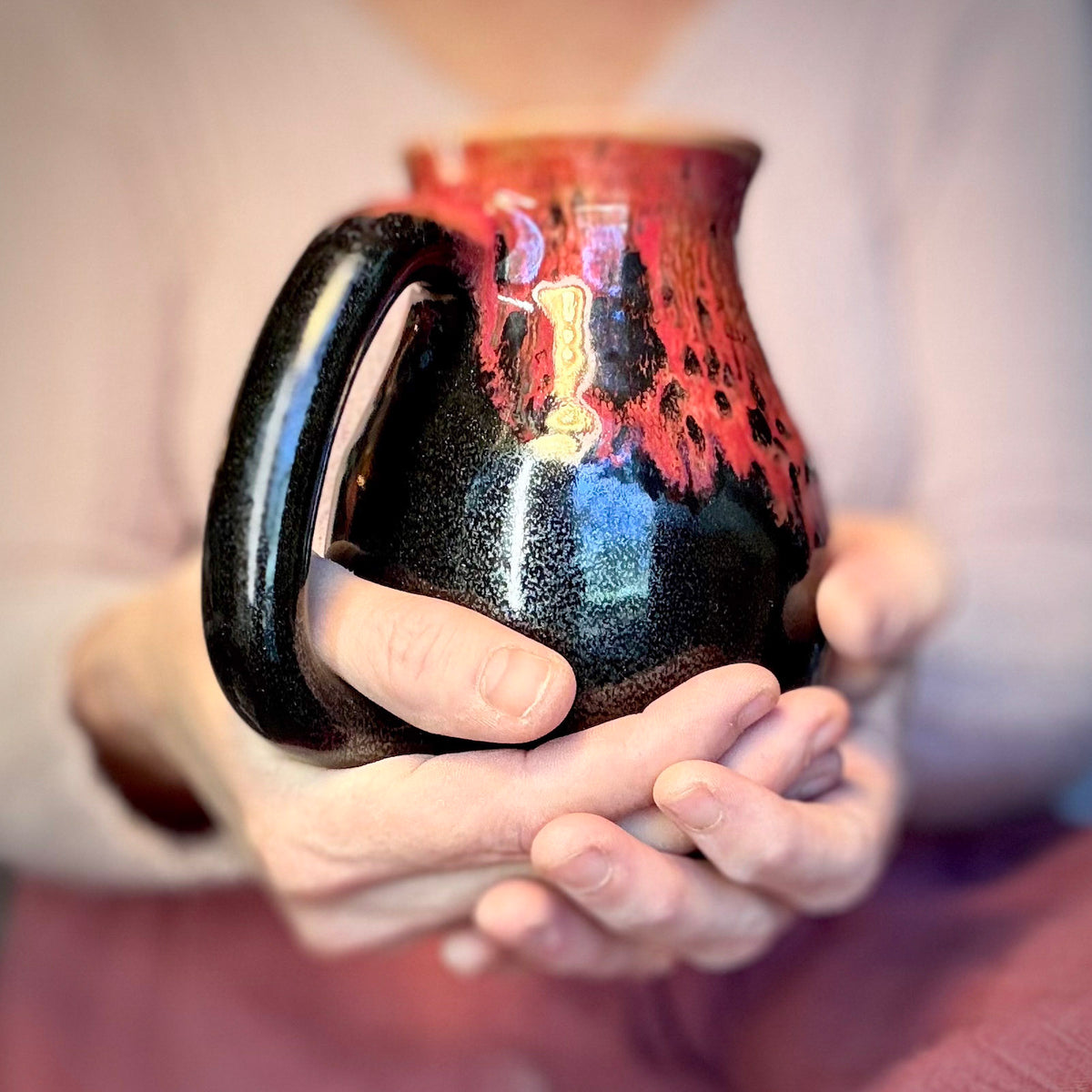 02-D Molten Melon Notched Flared Curvy Mug, TOP SHELF - 20 oz.