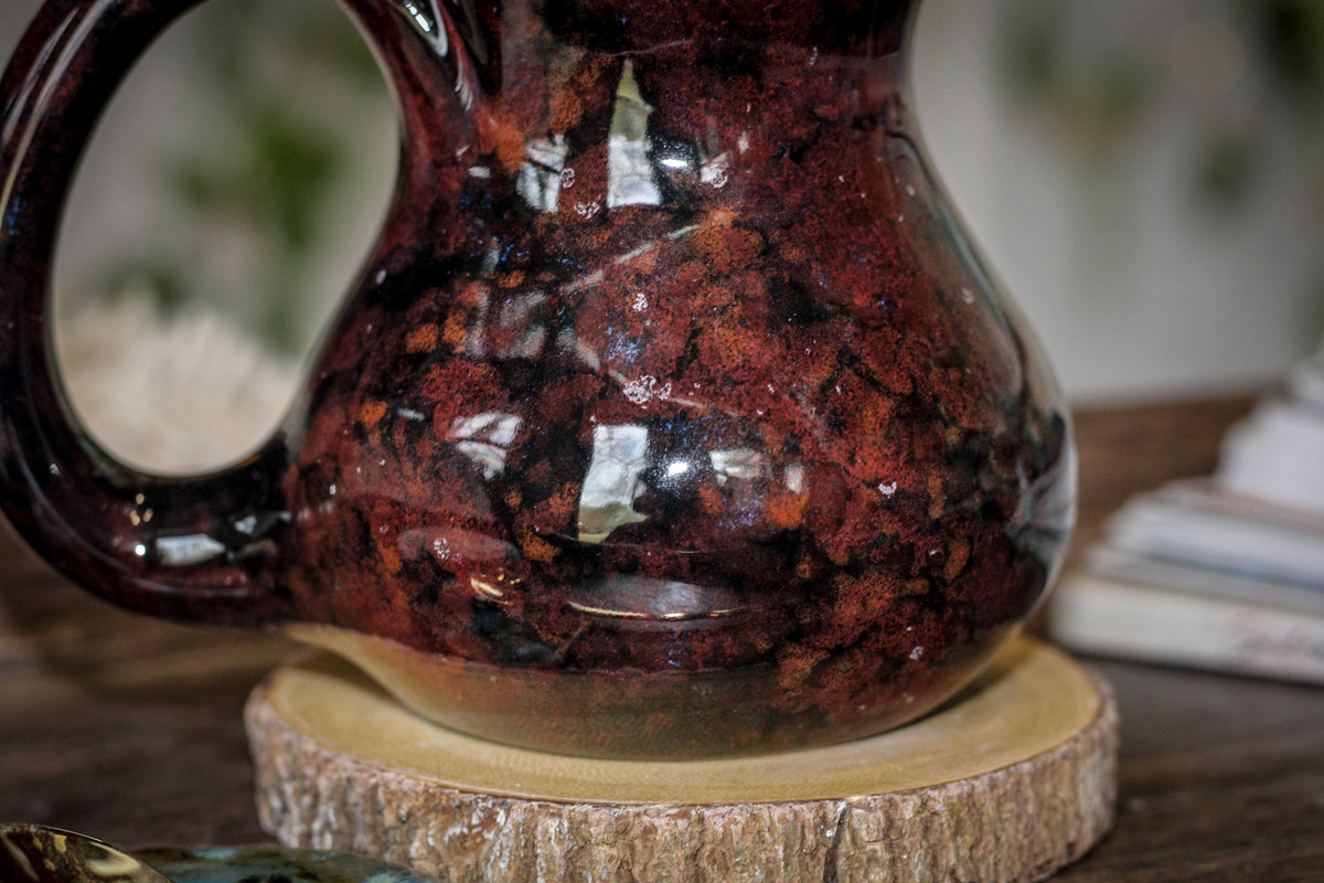 17-B Dragon's Blood Agate Gourd Mug, 17 oz.