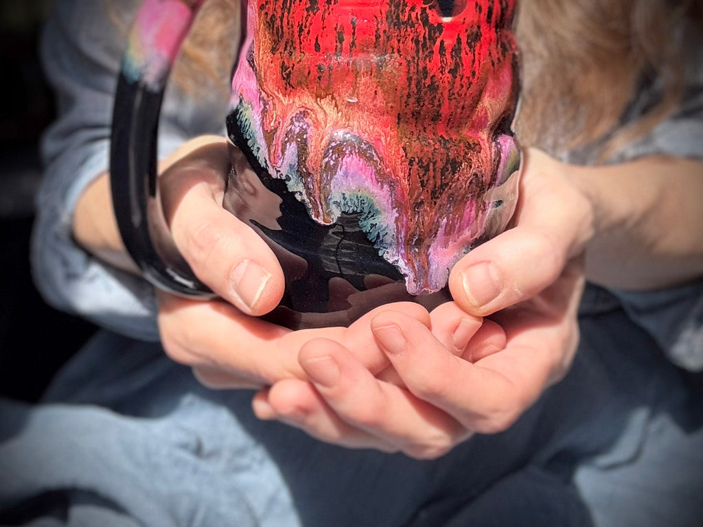 18-C Molten Strata Swirly Mug, 24 oz.