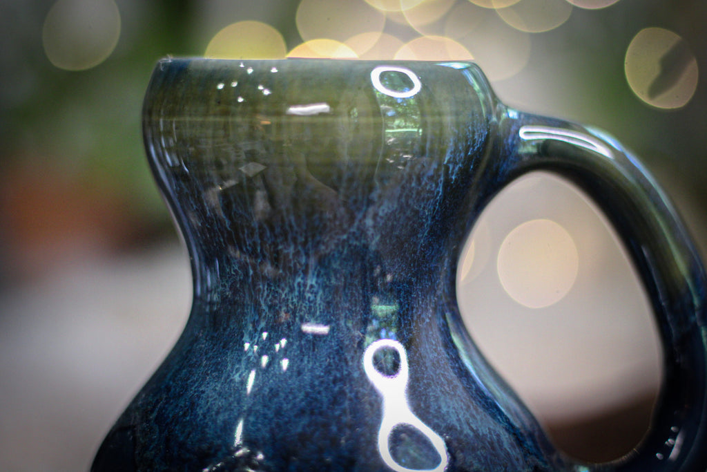 17-F Astral Wave Gourd Mug, 18 oz.