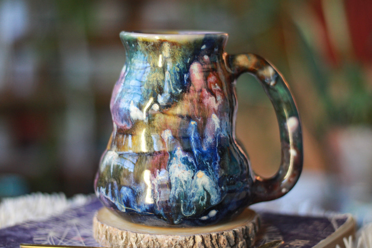 17-D Whimsy Cuddle Mug - TOP SHELF MISFIT, 18 oz.