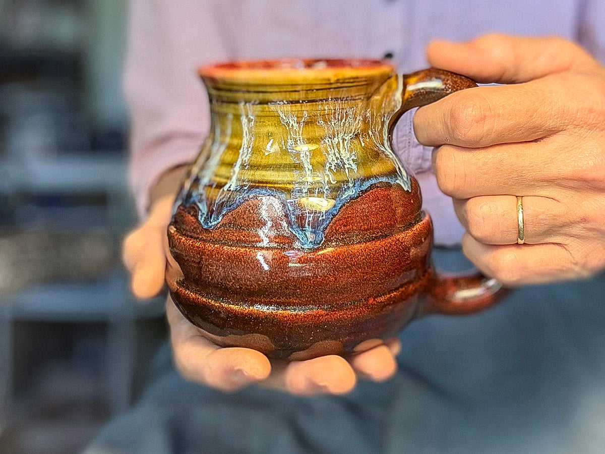 20-E New Wave Variation Flared Textured Mug, 19 oz.