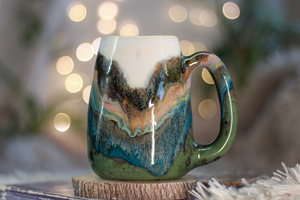 17-C Green Mountain Magic Mug, 22 oz.