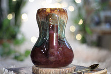 Load image into Gallery viewer, 18-D Aqua Falls Gourd Mug, 22 oz.