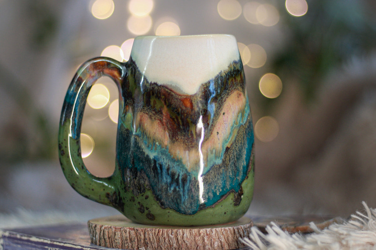 17-C Green Mountain Magic Mug, 22 oz.