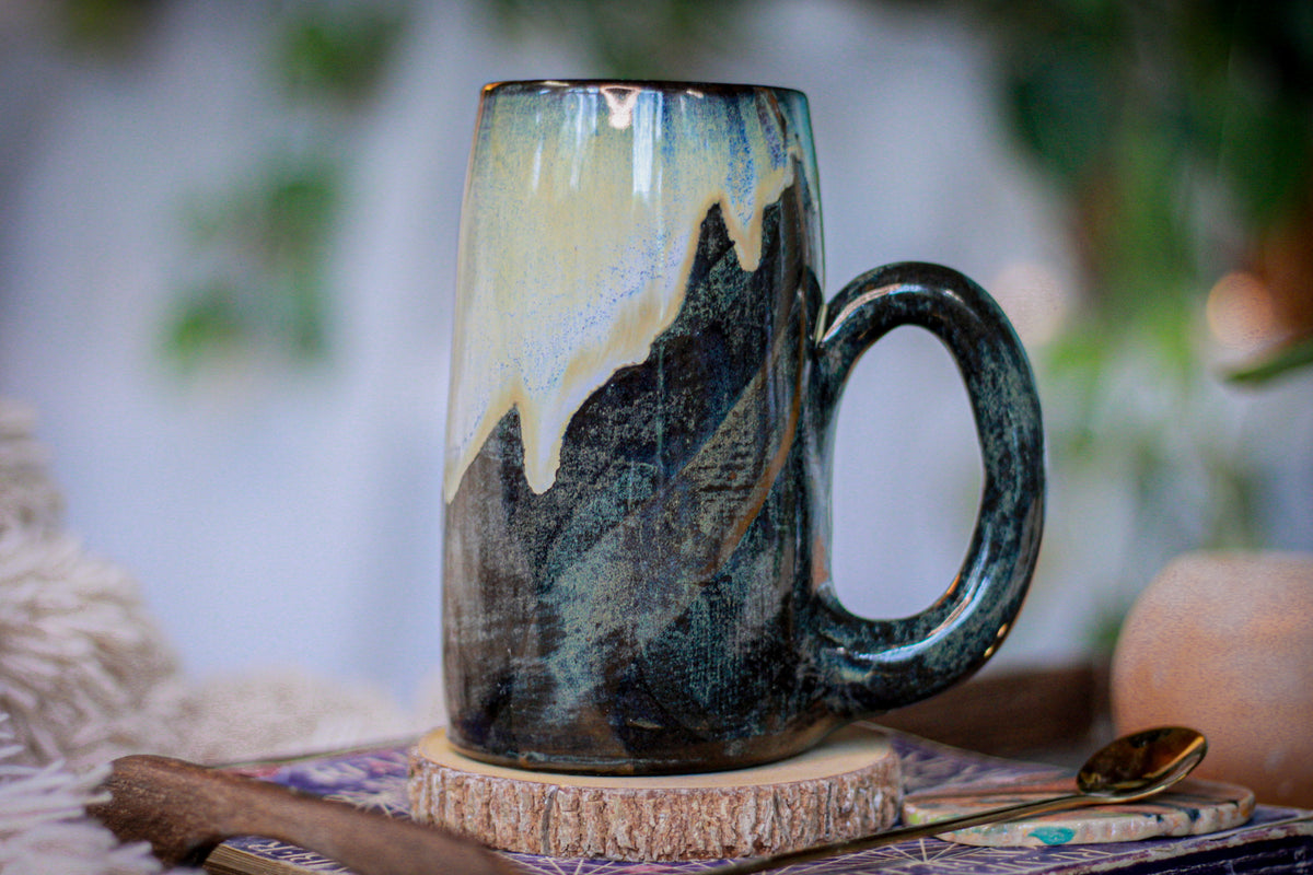 18-F EXPERIMENT Acorn Stein, 20 oz.