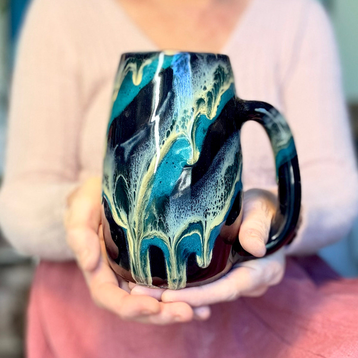 18-E Turquoise Grotto Mug - MISFIT, 28 oz. - 15% off