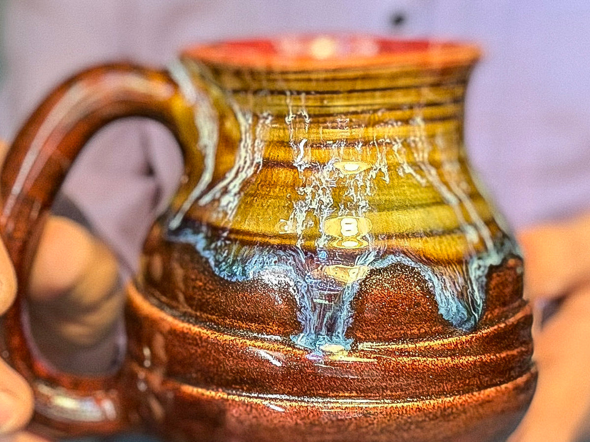 20-E New Wave Variation Flared Textured Mug, 19 oz.