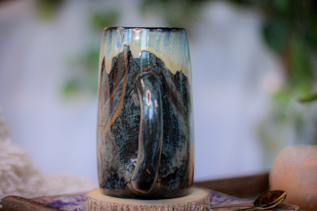18-F EXPERIMENT Acorn Stein, 20 oz.