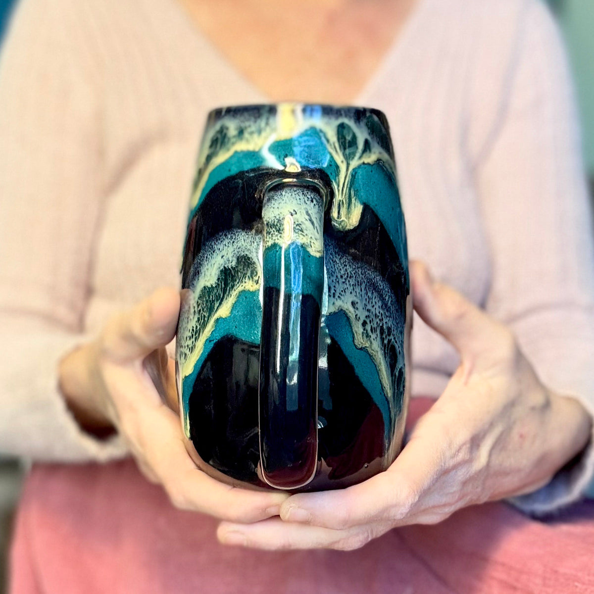 18-E Turquoise Grotto Mug - MISFIT, 28 oz. - 15% off