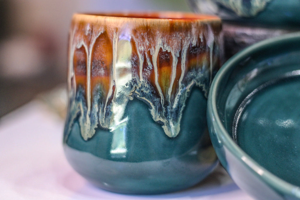 19-A New Wave Hermit Set, 14 oz. cup/ 13 oz. bowl