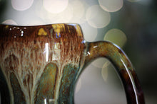 Load image into Gallery viewer, 18-D Aqua Falls Gourd Mug, 22 oz.