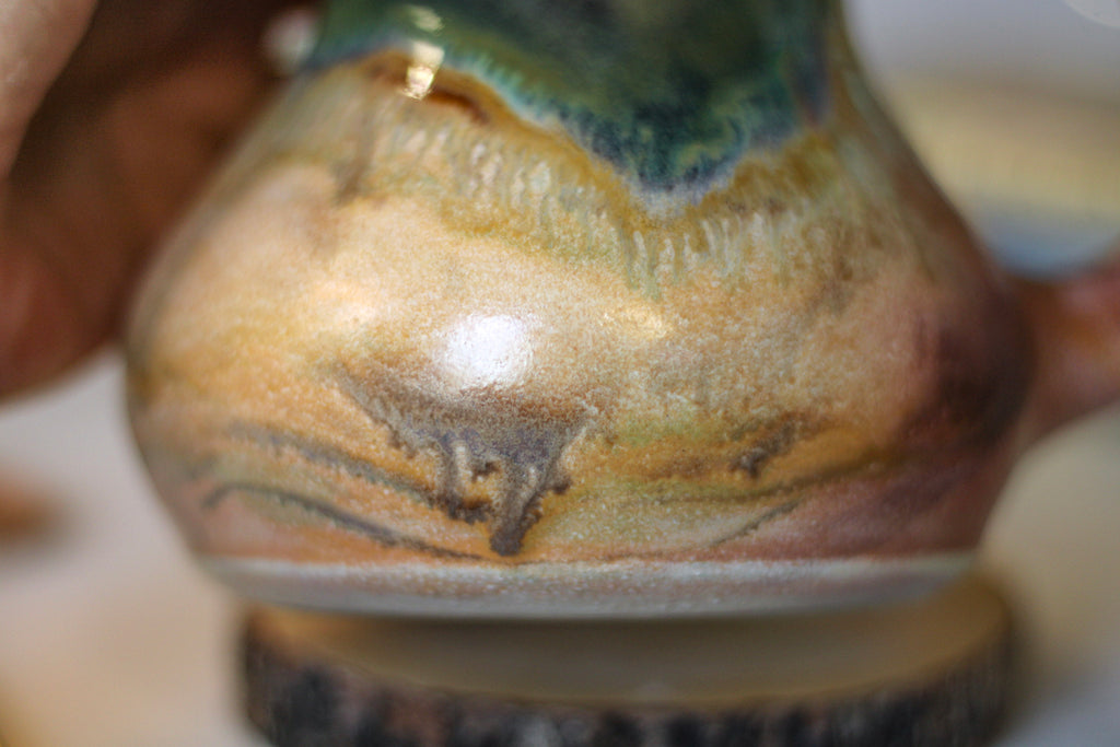 18-C Hidden Valley EXPERIMENT Notched Acorn Gourd Mug - MISFIT, 22 oz. - 30% off