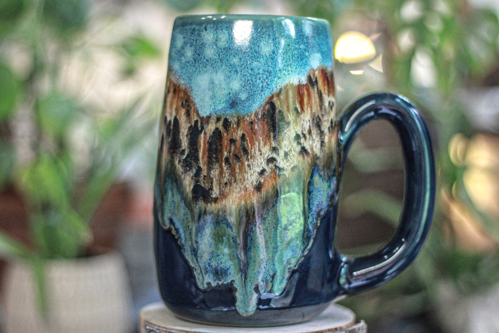 20-B Durango Mug - TOP SHELF MISFIT 26 oz.