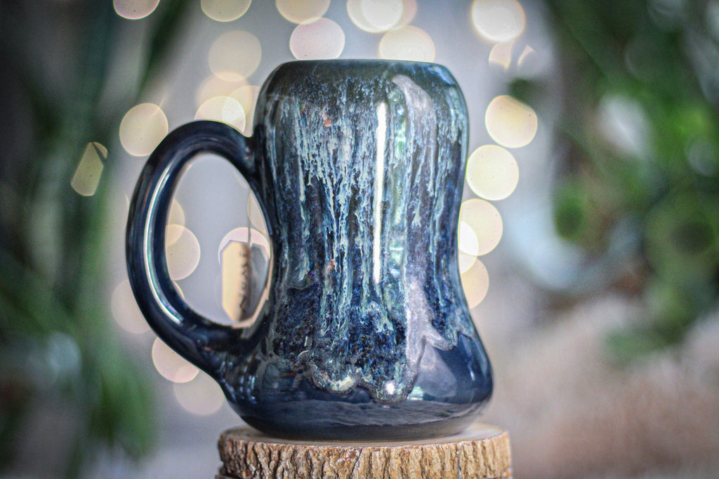 23-D Astral Wave Notched Gourd Mug, 20 oz.