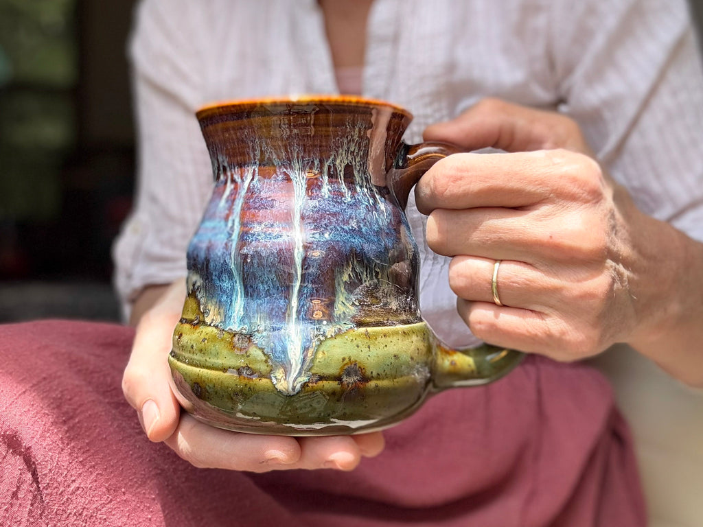 21-E New Wave Textured Curvy Mug, 24 oz.