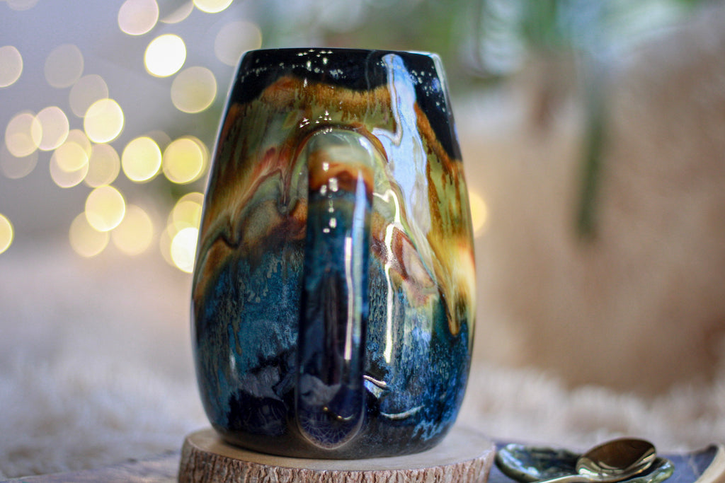 16-B Green Mountain Midnight Mug, 26 oz.
