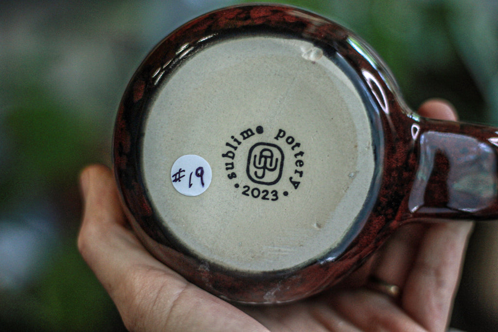 19-A Dragon's Blood Agate Mug, 26 oz.