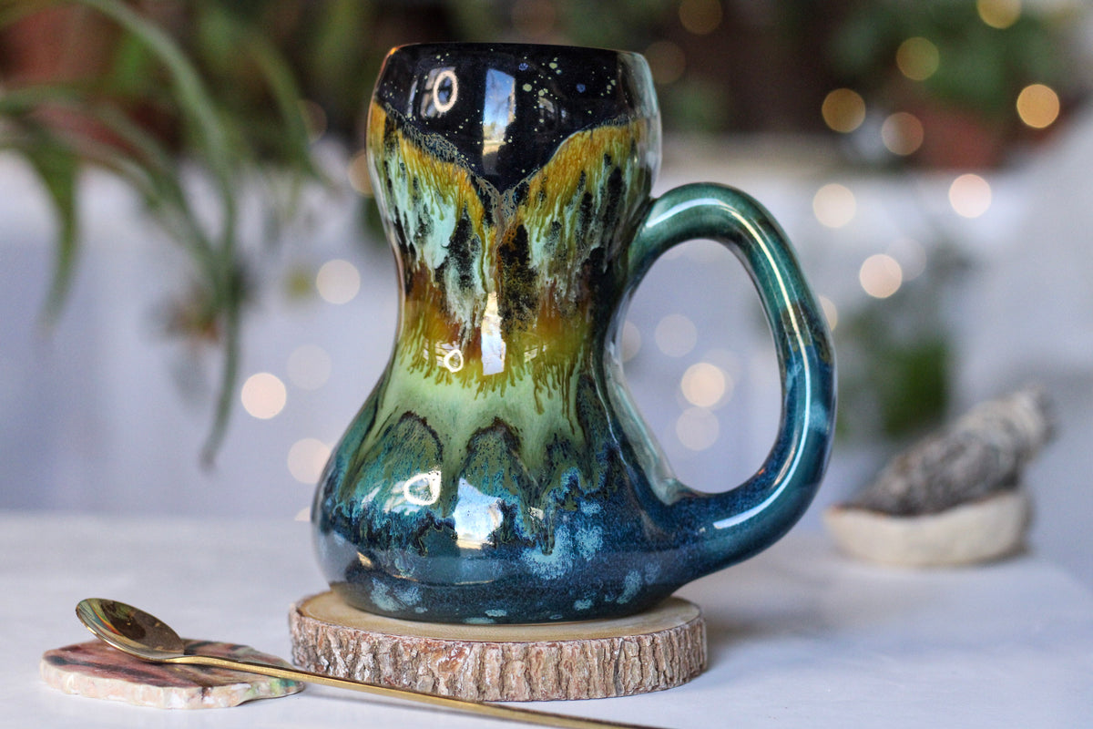 19-A Rocky Mountain Midnight Gourd Mug, 19 oz.