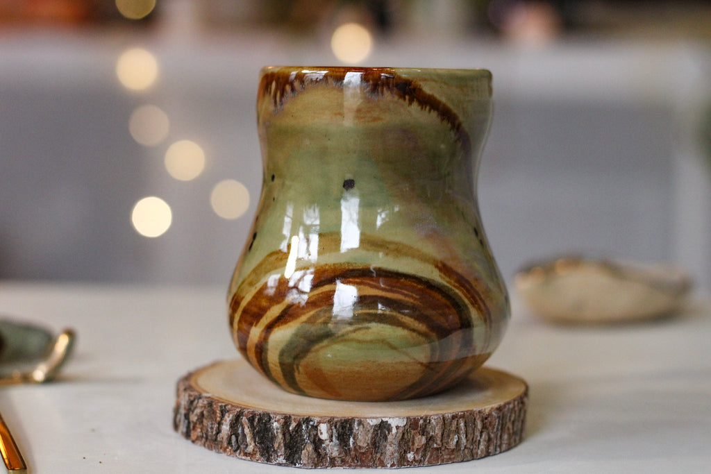 21-F EXPERIMENT Petite Notched Gourd Mug, 10 oz.