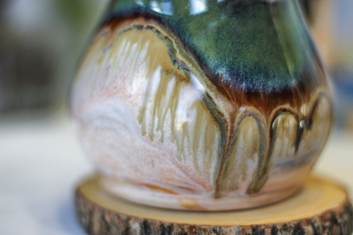 19-B Hidden Valley Variation Acorn Gourd Mug, 22 oz.