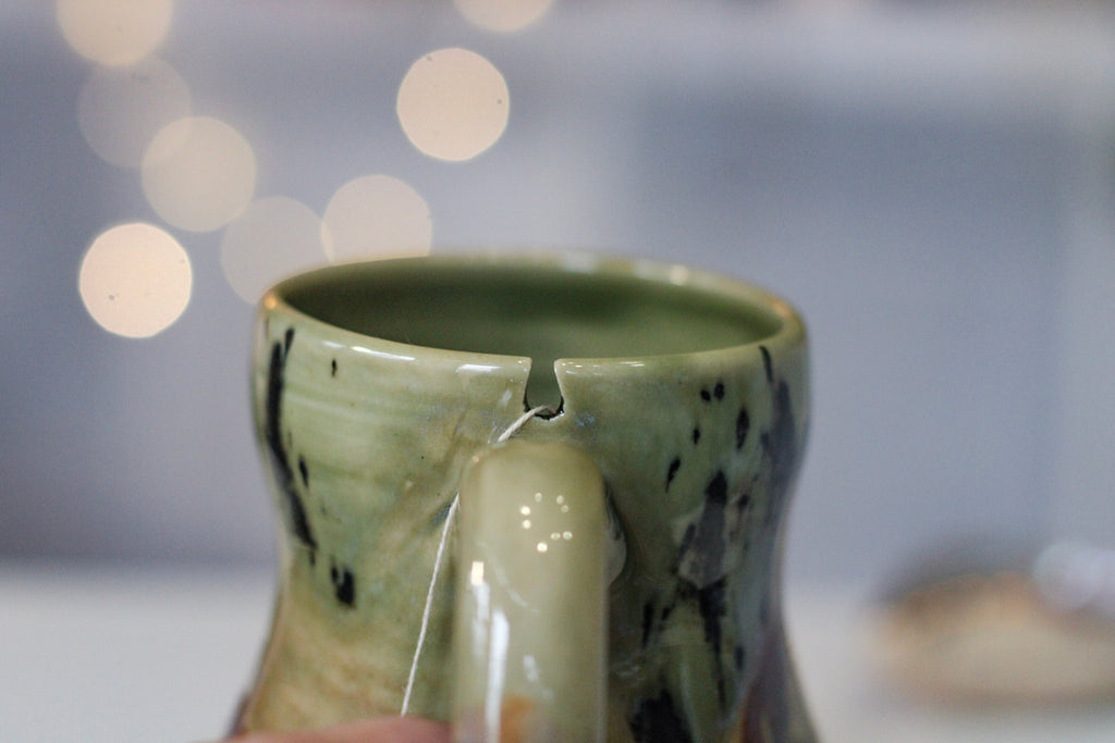 21-F EXPERIMENT Petite Notched Gourd Mug, 10 oz.