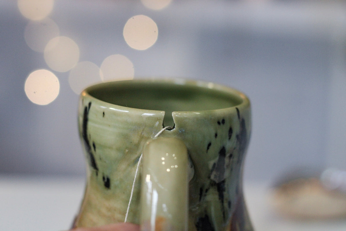 21-F EXPERIMENT Petite Notched Gourd Mug, 10 oz.