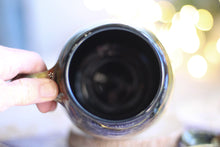 Load image into Gallery viewer, 16-B Green Mountain Midnight Mug, 26 oz.