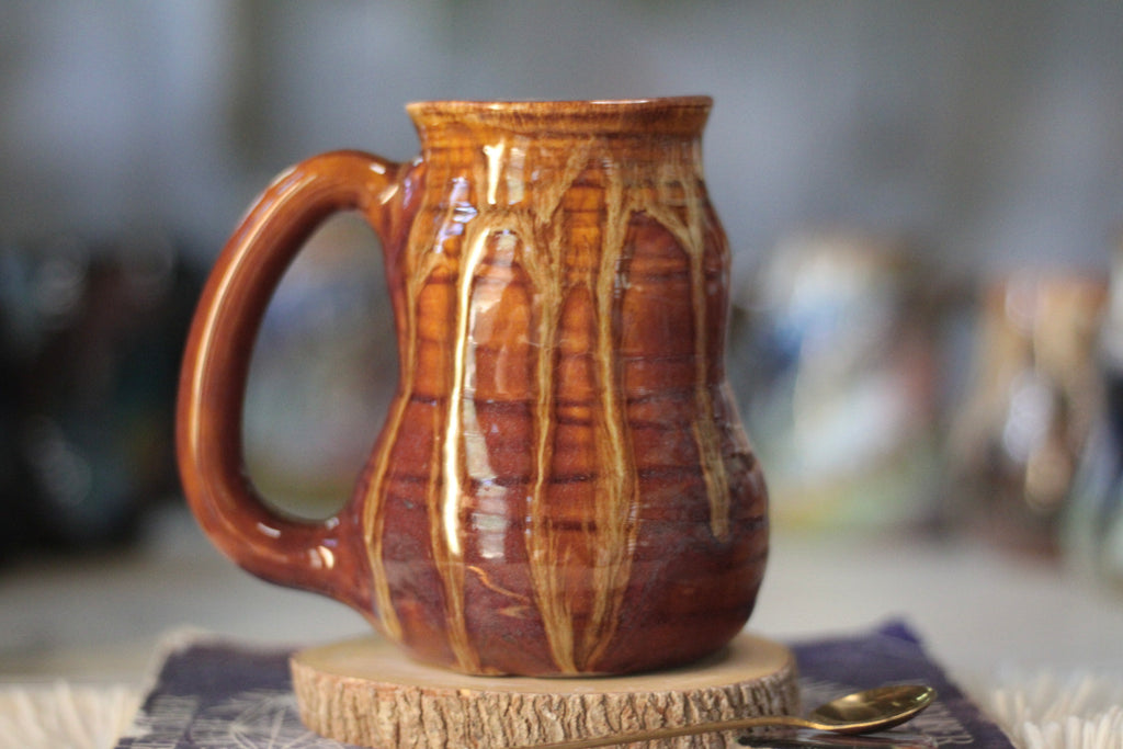 14-F Brown EXPERIMENT Barely Flared Textured Divot Mug - MISFIT, 18 oz. - 20% off