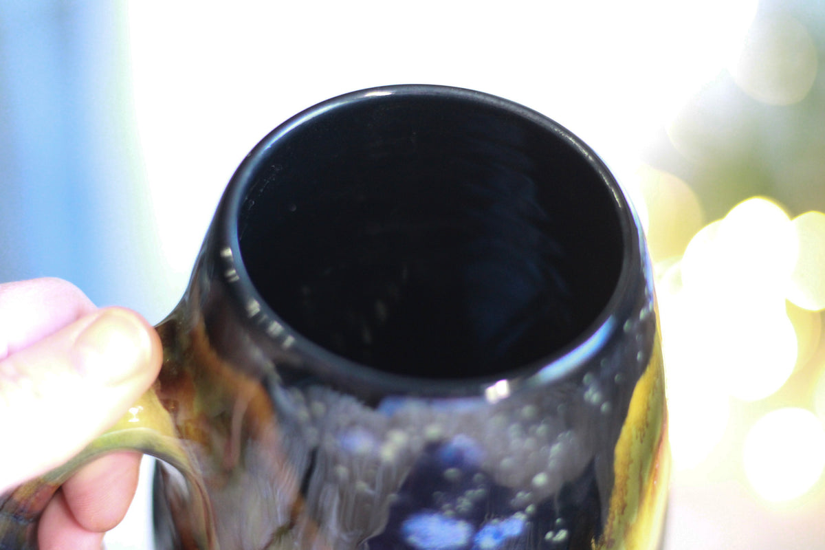 16-B Green Mountain Midnight Mug, 26 oz.