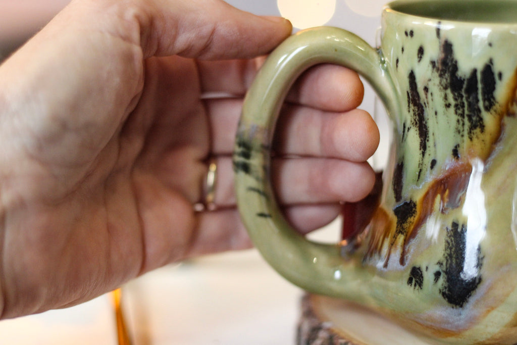 21-F EXPERIMENT Petite Notched Gourd Mug, 10 oz.