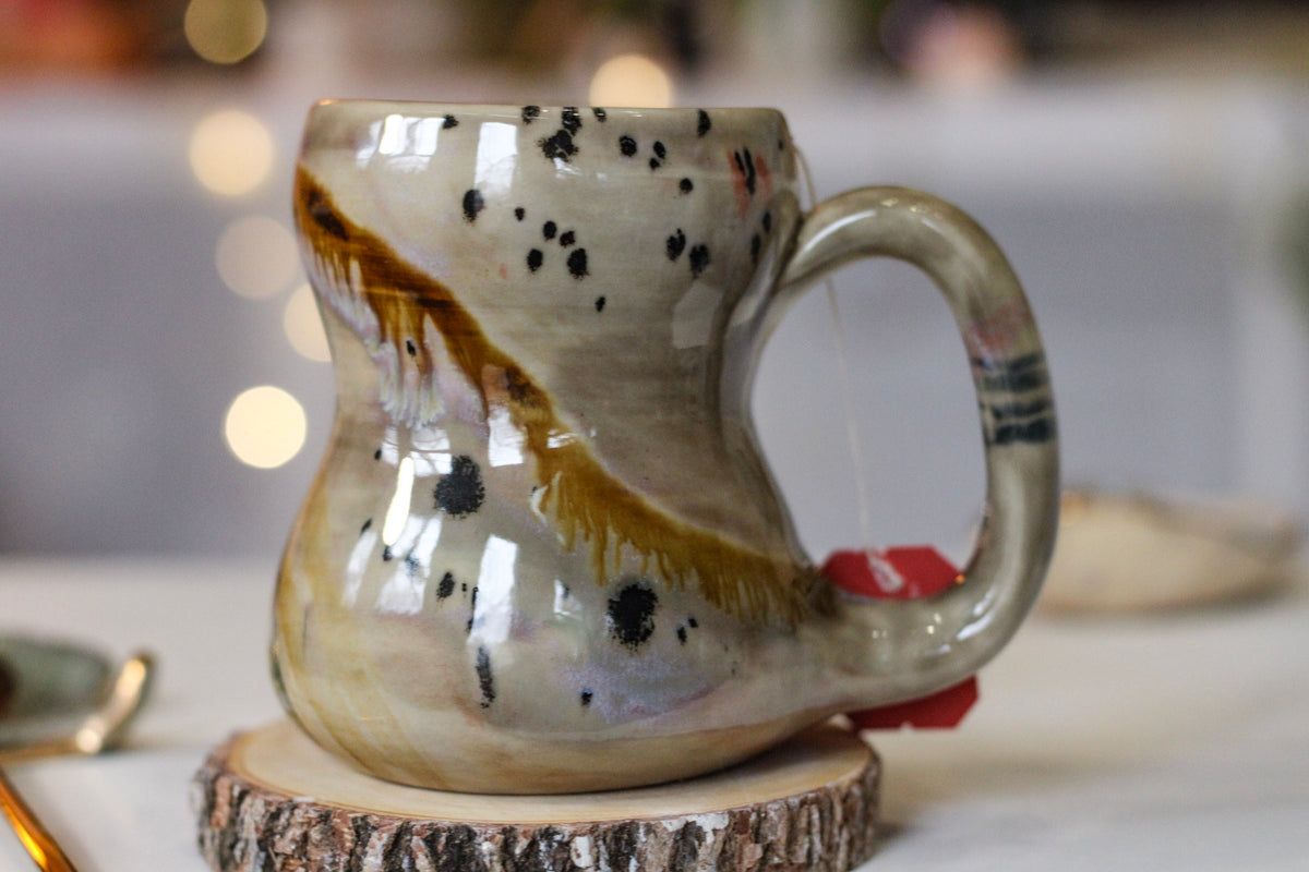 22-F EXPERIMENT Petite Notched Gourd Mug, 13 oz.