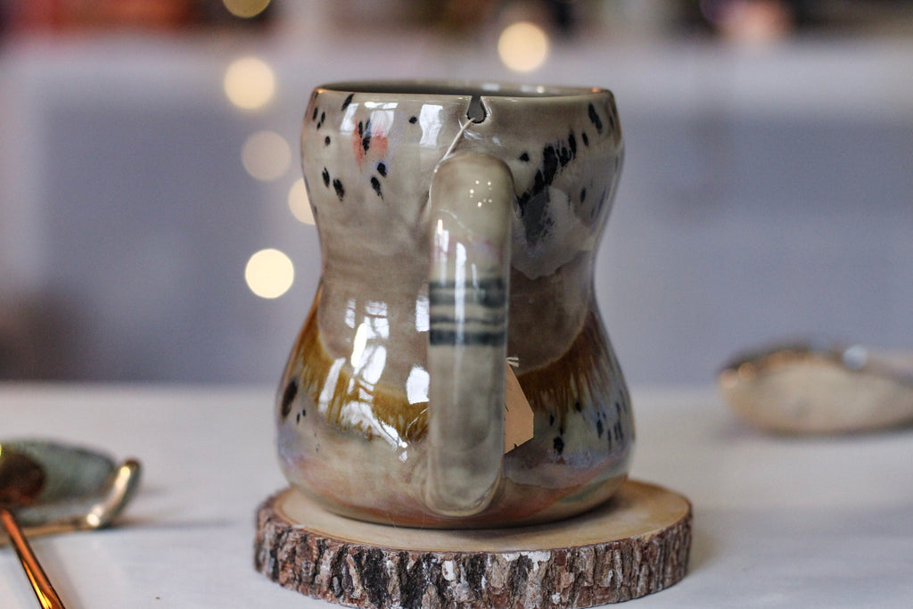 22-F EXPERIMENT Petite Notched Gourd Mug, 13 oz.