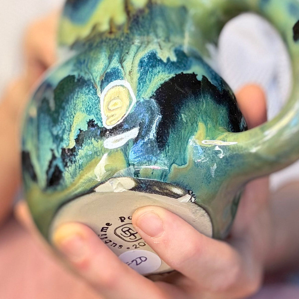 20-C Misty Mountain Midnight Gourd Mug - MISFIT, 23 oz. - 15% off