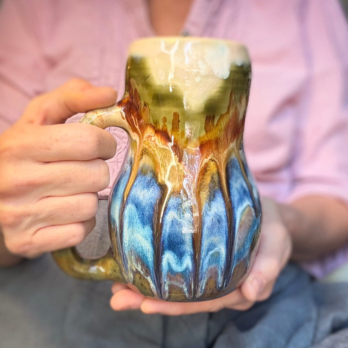 20-B Green Mountain Curvy Mug, 25 oz.