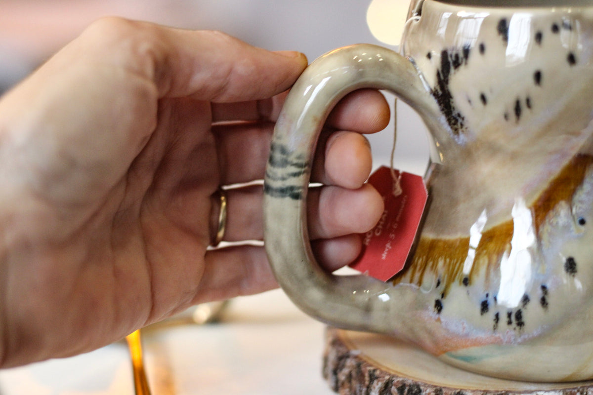 22-F EXPERIMENT Petite Notched Gourd Mug, 13 oz.