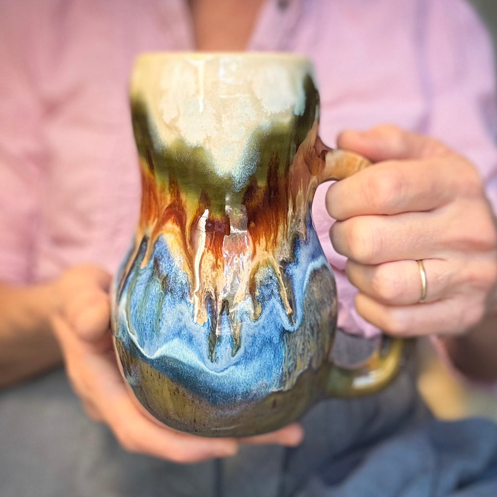 20-B Green Mountain Curvy Mug, 25 oz.