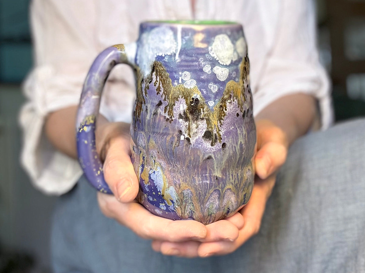 27-SC Swirly Mug, 22 oz.