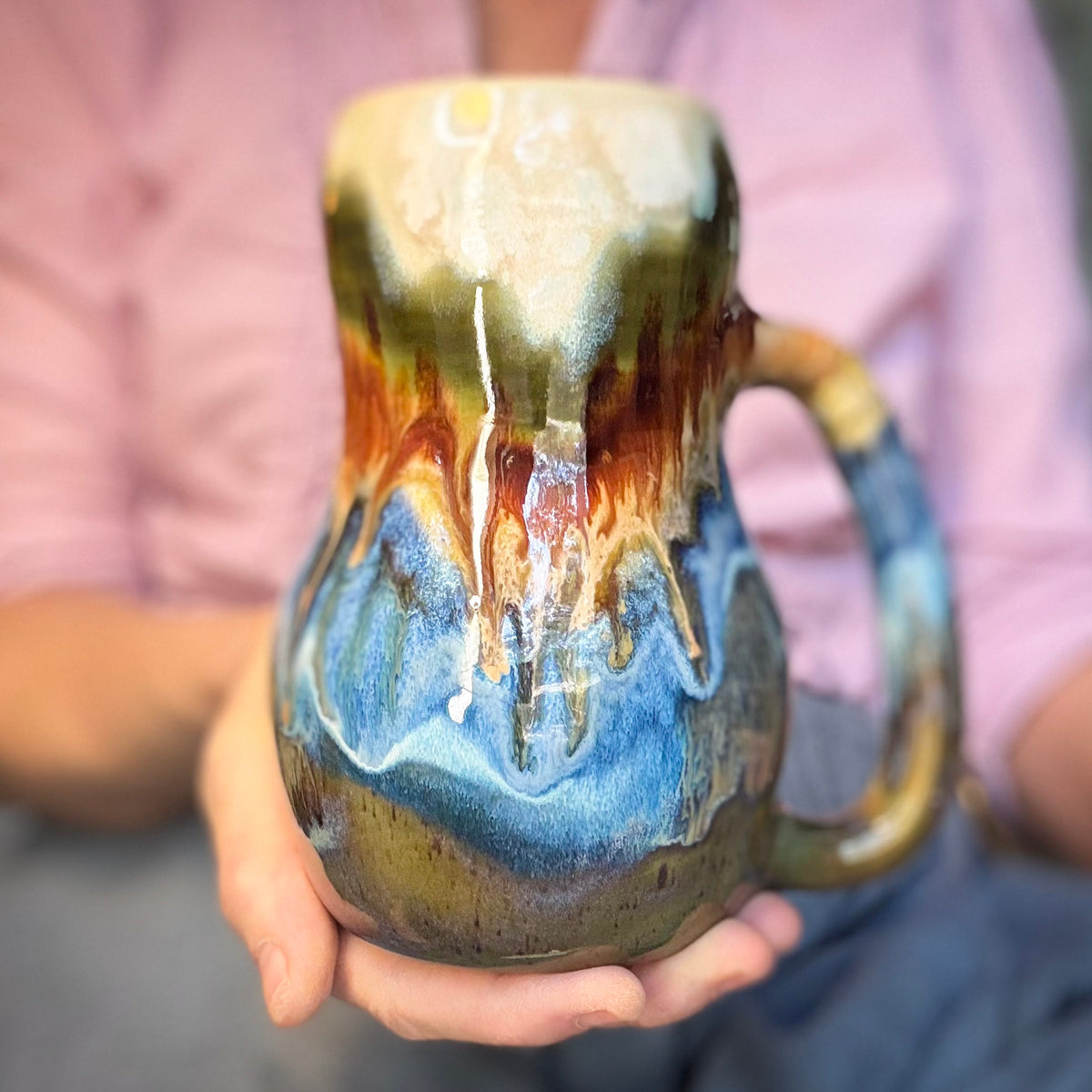 20-B Green Mountain Curvy Mug, 25 oz.