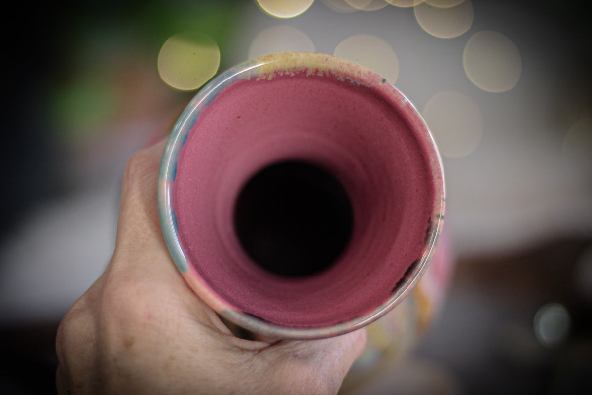 22-C 'FLOW' Vase, 23 oz.