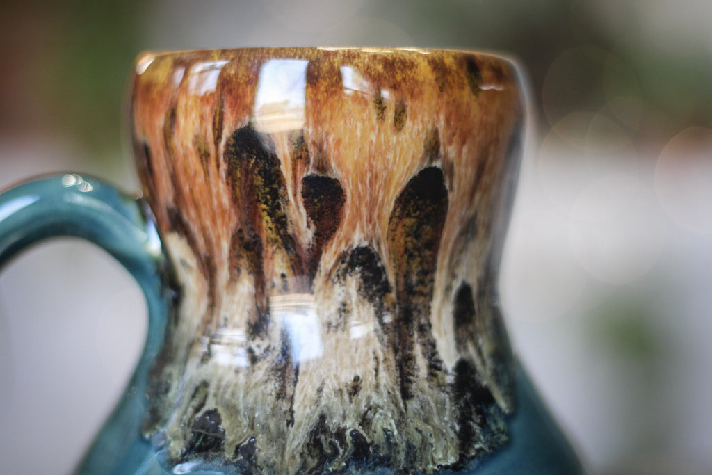 23-D Molten Cheetah Squat Acorn Gourd Mug, 23 oz.