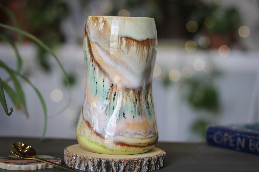 25-C Soft Earth Series PROTOTYPE Divot Gourd Cup, 20 oz.