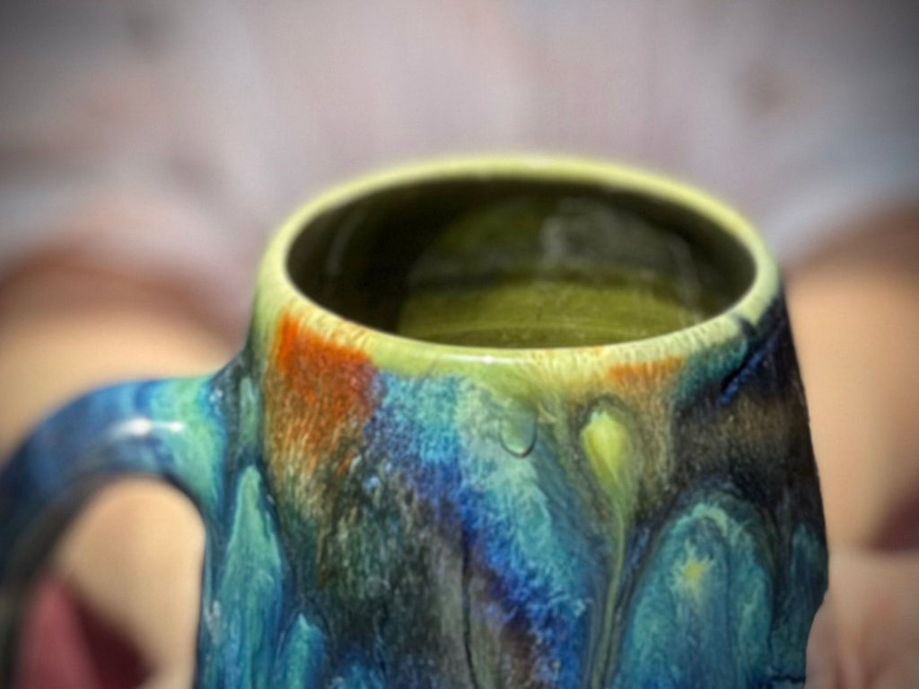 22-D Aurora Variation Mug, 22 oz.
