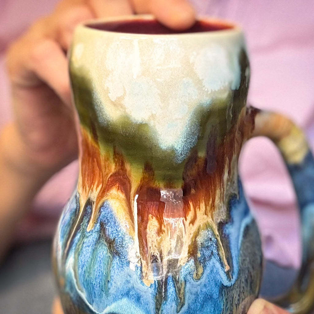 20-B Green Mountain Curvy Mug, 25 oz.