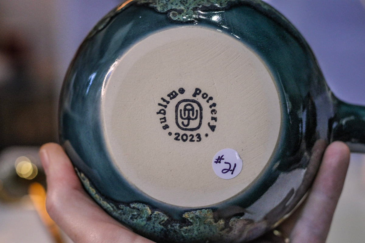 21-A Rocky Mountain Midnight Gourd Mug, 28 oz.