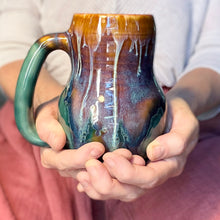 Load image into Gallery viewer, 23-E New Wave Mid Mod Mug, 22 oz.