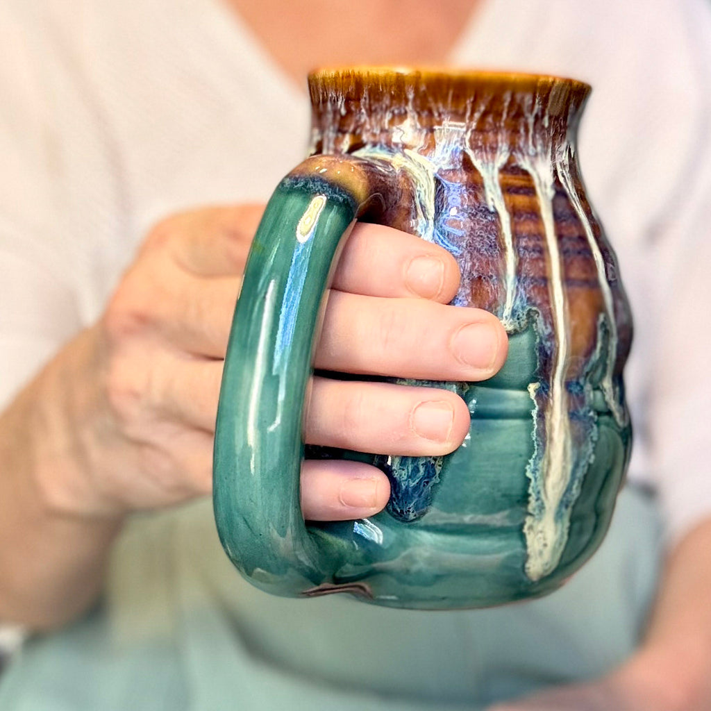 21-F New Wave Textured Flared Mug, 24 oz.