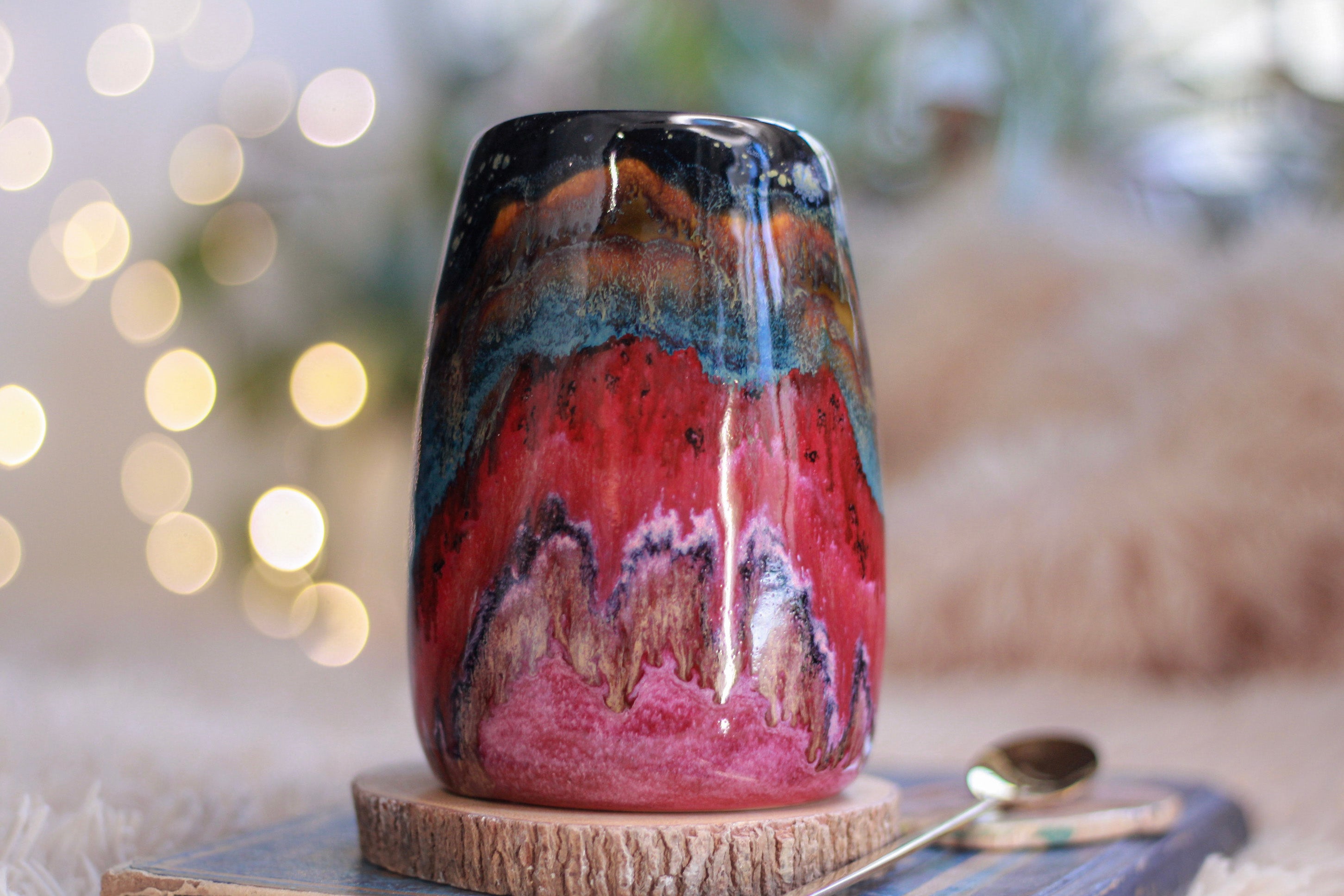 03-A Green Mountain Midnight Mug, 21 oz.